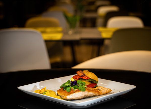 POLIS SUNLIGHT ΚΕΝΤΡΙΚΟ ΕΣΤΙΑΤΟΡΙΟ